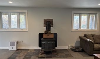 1979 N Hill Rd, Andover, VT 05143