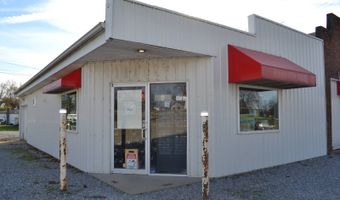 295 E. Walnut St, Albion, IL 62806