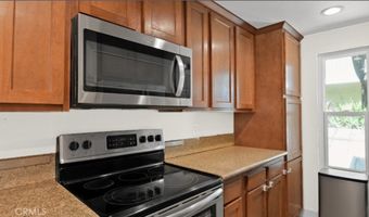 101 Abbeywood Ln, Aliso Viejo, CA 92656