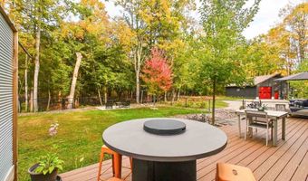 5441 Valley Rd, Alanson, MI 49706