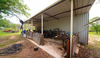 759 FALLING LEAVES Dr, Adkins, TX 78101