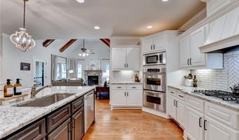 1349 Woodtrace Ln, Auburn, GA 30011