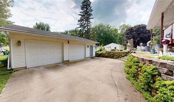 1015 W William St, Albert Lea, MN 56007