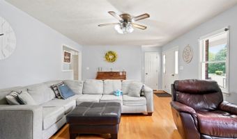 419 Holly Hills Dr, Altavista, VA 24517