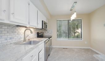 10704 MUIRFIELD Dr, Potomac, MD 20854