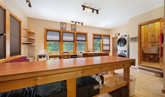 78 Youngs Mountain Rd, Bar Harbor, ME 04609