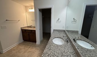 2914 Macbeth Ln, Apex, NC 27502