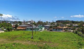 99-147 Mikalemi St, Aiea, HI 96701
