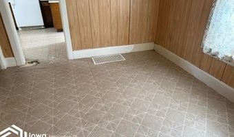 702 Diagonal St, Algona, IA 50511