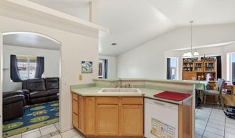 9584 W TINAJAS Dr W, Arizona City, AZ 85123