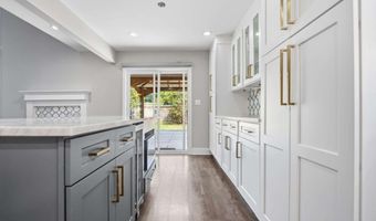 114 Woodhaven Way, Alpharetta, GA 30009