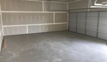 5605 Fir Ct, Almont, MI 48003