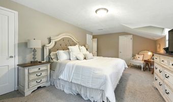 1756 Cherry St, Huntington, IN 46750
