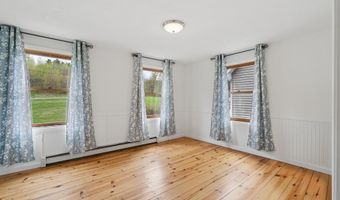 1738 South Rd, Bradford, VT 05033