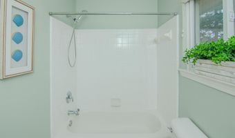 1848 Harley Dr, Ann Arbor, MI 48103
