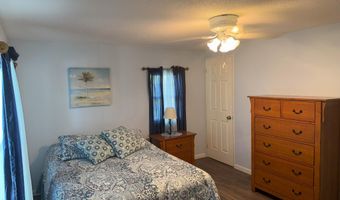 905 Dogwood Dr, Barefoot Bay, FL 32976