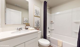 1036 34TH St SE, Altoona, IA 50009