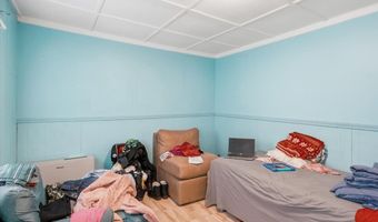 64 Hyde St, Burlington, VT 05401