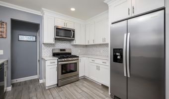 3213 Ridgewood Rd, Allenwood, NJ 08720