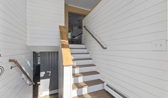 1021 Fremont St, Anoka, MN 55303