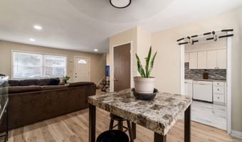 4 Oak Rd, Columbus, OH 43217