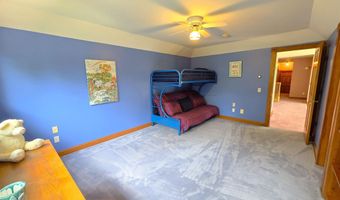 155 Hillwinds North Rd, Brattleboro, VT 05301