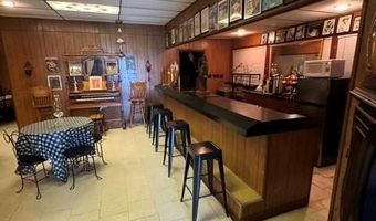 402 E Washington St, Arma, KS 66712