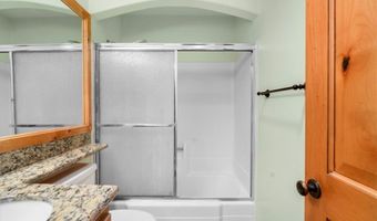 5249 Colodny 8, Agoura Hills, CA 91301