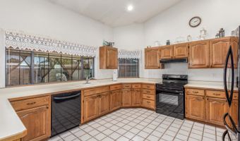 315 W MCNAIR St, Chandler, AZ 85225