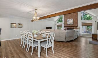 11120 Saint Charles Pl, Carmel, IN 46033