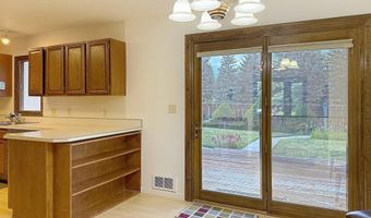 66 Sunset Ave, Buffalo, WY 82834