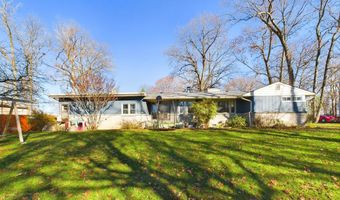 107 Canterbury Ct, Anderson, IN 46012