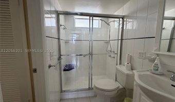 3020 Marcos Dr S-307, Aventura, FL 33160