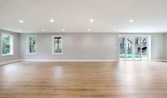 8525 RALEIGH Ave, Annandale, VA 22003