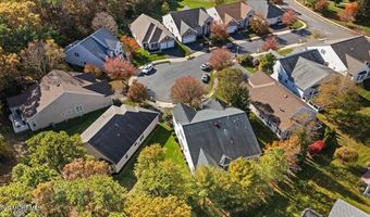 9 Spring Lake Ct, Barnegat, NJ 08005