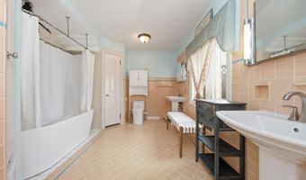 7803 Ayers Rd, Anderson Twp., OH 45255
