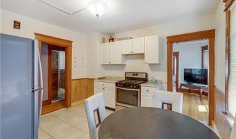19 5th St, Ansonia, CT 06401