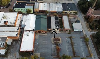 124 Trinity St, Abbeville, SC 29620