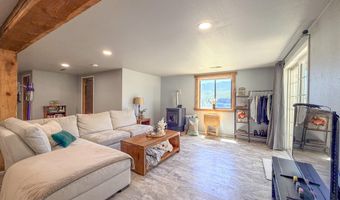 2098 MARBLE VALLEY BASIN Rd, Addy, WA 99101