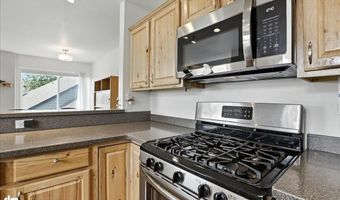 9112 Lakehurst Dr, Anchorage, AK 99502