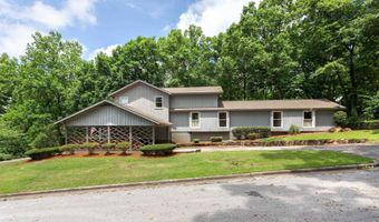 1624 LAKESHORE Dr, Anniston, AL 36207