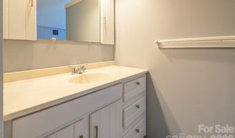 14 High Valley Estates Dr, Alexander, NC 28701