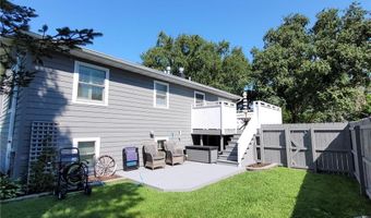 565 Lake Dr W, Annandale, MN 55302