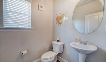 41 Darby Ln, Adairsville, GA 30103