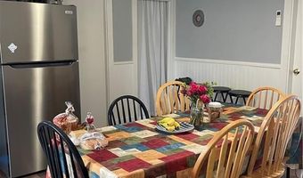 12 Third School St 2, Bristol, RI 02809