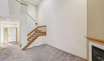 3354 N Stone Creek Cir, Madison, WI 53719