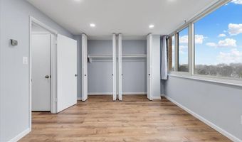 4520 KING St 601, Alexandria, VA 22302