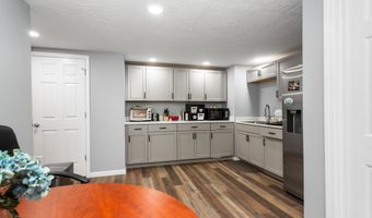 1026 NOBLE St, Anniston, AL 36207