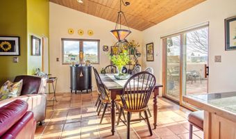 13 Coyote Loop, Arroyo Hondo, NM 87513