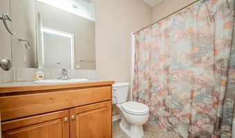 1221 NW 5th St, Abilene, KS 67410